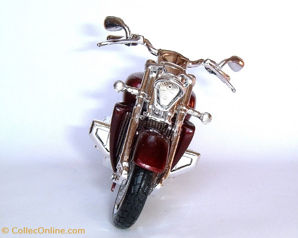 2007 - NRX 1800 Rune 3 modele reduit moto hondum 2007 nrx 1800 rune