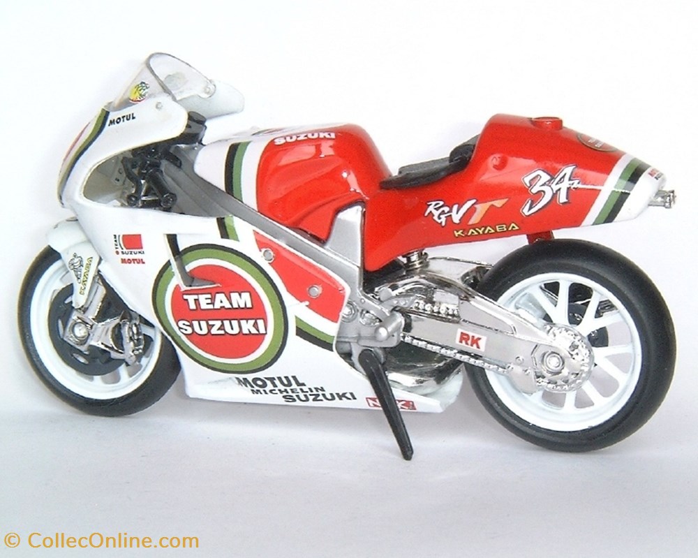 Suzuki 500 RGV-R 2 modeles reduits motos suzuki 500 rgv r