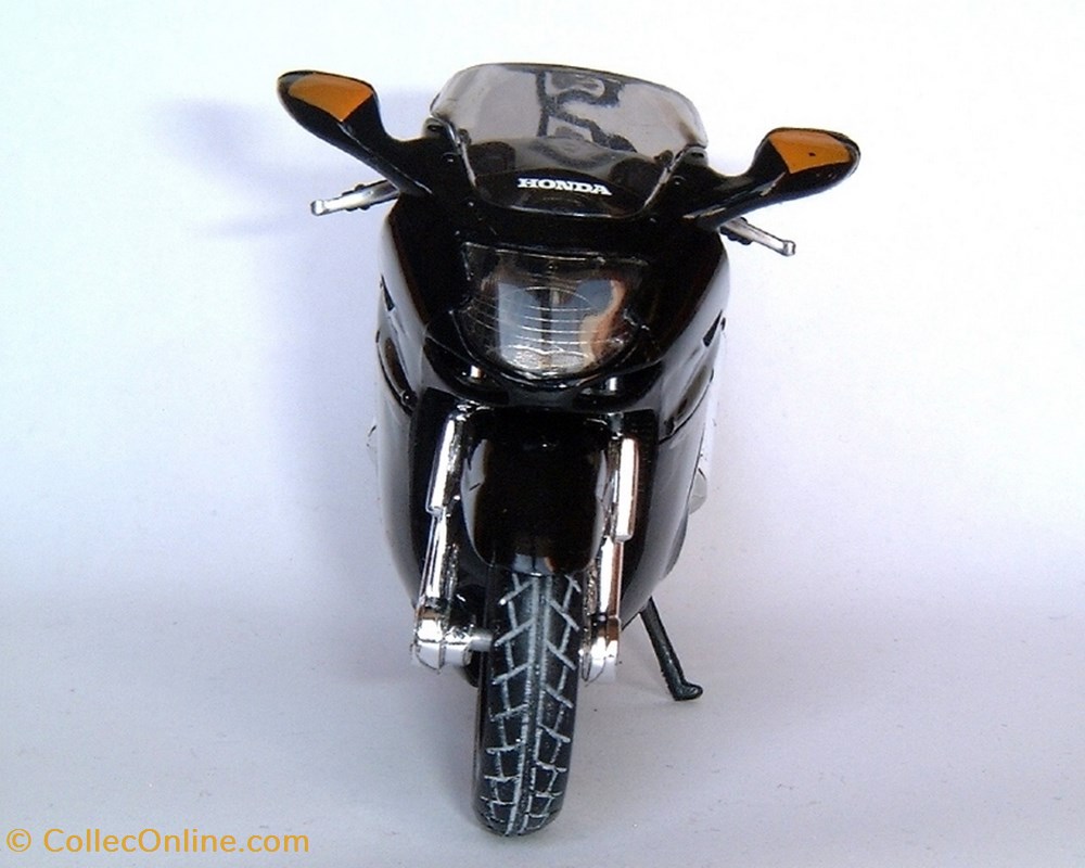 modeles reduits motos honda 1998 cbr 1100 xx blackbird