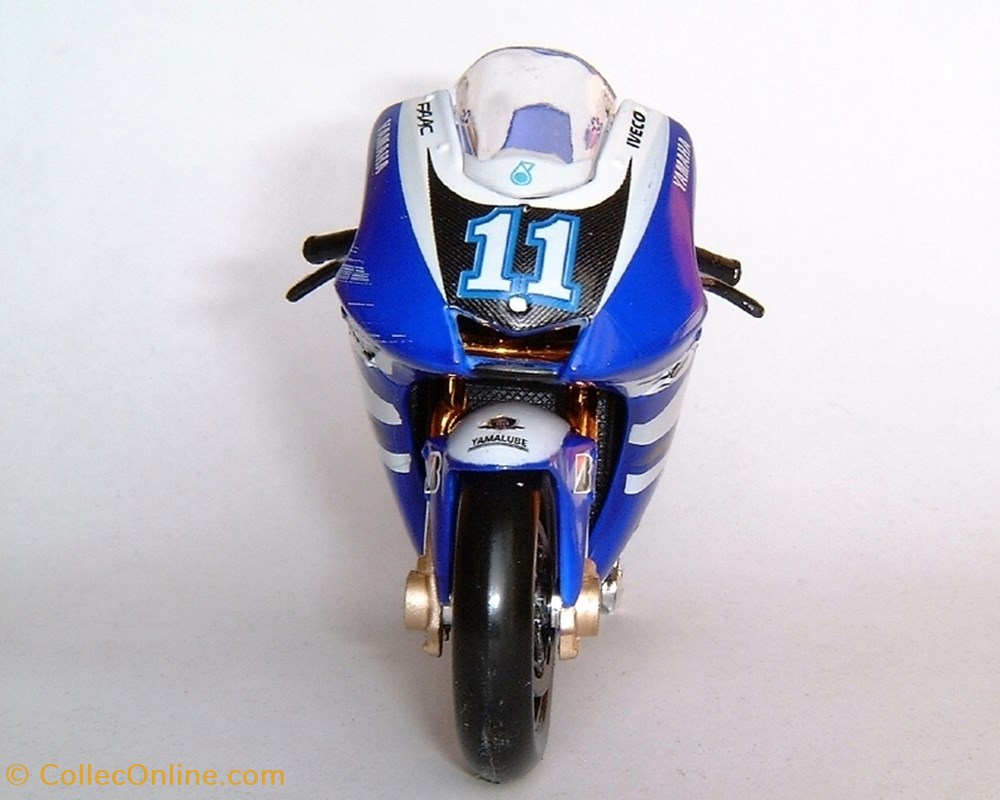 modeles reduits motos yamaha 2011 yzr m1 ben spies