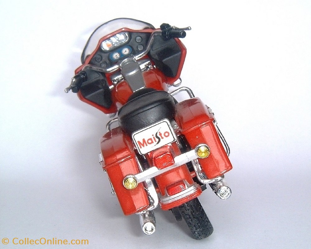 modeles reduits motos harley davidson 2000 fltr 1450 road glide