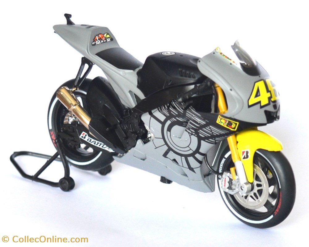 modeles reduits motos yamaha 2013 yzr m1 m t valentino rossi