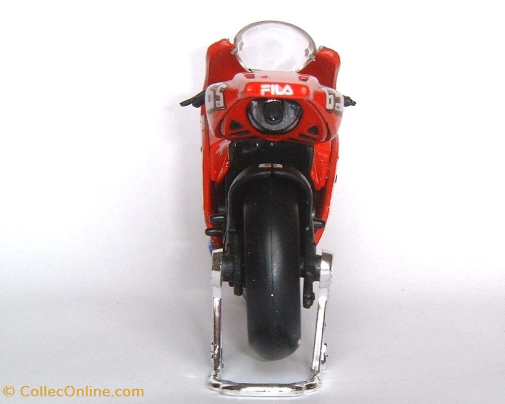 Ducati Desmosedici GP.04 4 modeles reduits motos ducati desmosedici gp 04
