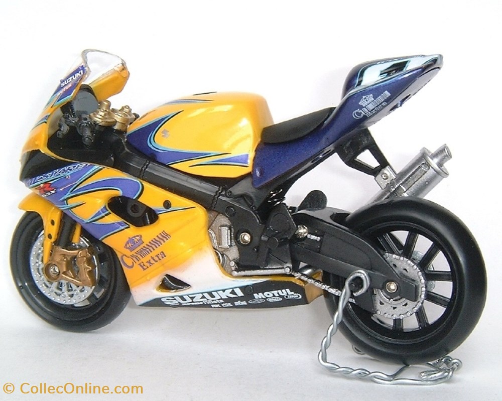 Suzuki 1000 GSX-R 2 modeles reduits motos suzuki 1000 gsx r