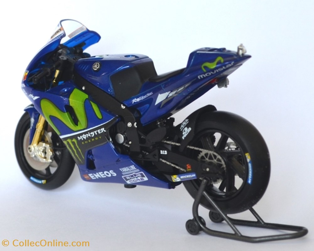 2017 - YZR-M1 - Maverick Viñales 2 modeles reduits motos yamaha 2017 yzr m1 maverick vinales