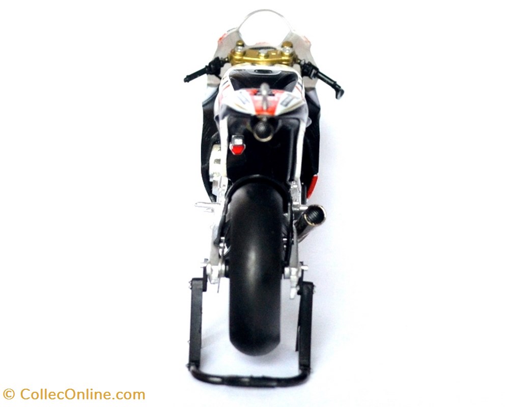 2016 - RC 213 V - Carl Crutchlow 4 modeles reduits motos honda 2016 rc 213 v carl crutchlow