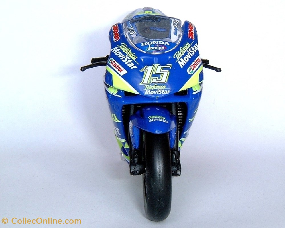 Honda RC 211 V 3 modeles reduits motos honda rc 211 v