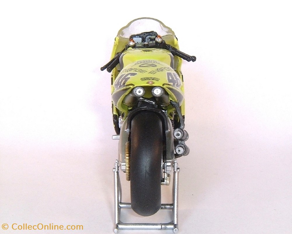 modeles reduits motos honda 2001 nsr 500 valentino rossi