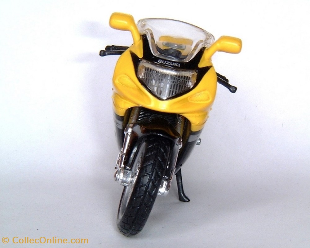 modeles reduits motos suzuki 2001 gsx r 600 k1