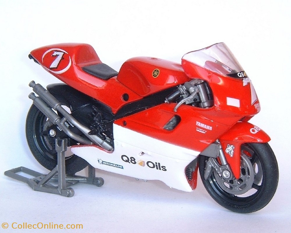 2000 - YZR 500 - Carlos Checa modeles reduits motos yamaha 2000 yzr 500 carlos checa
