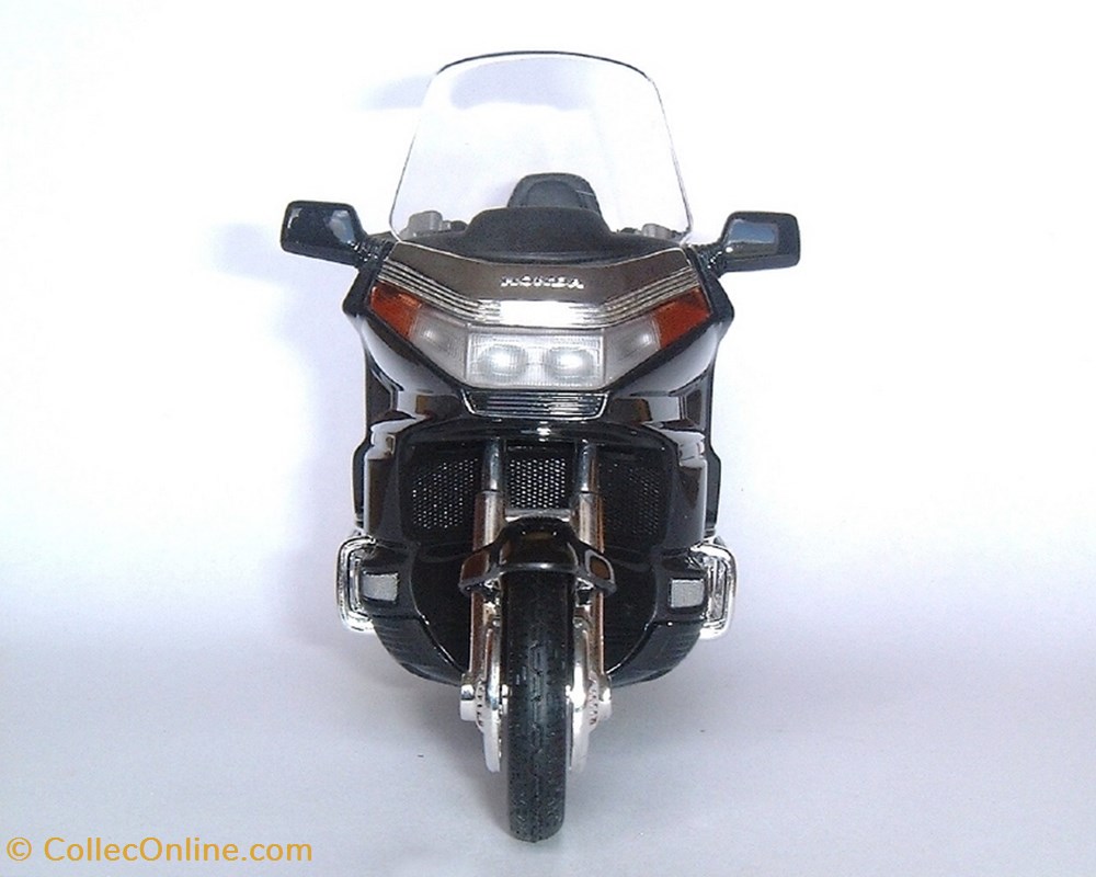 modeles reduits motos honda 1993 gl 1500 goldwing