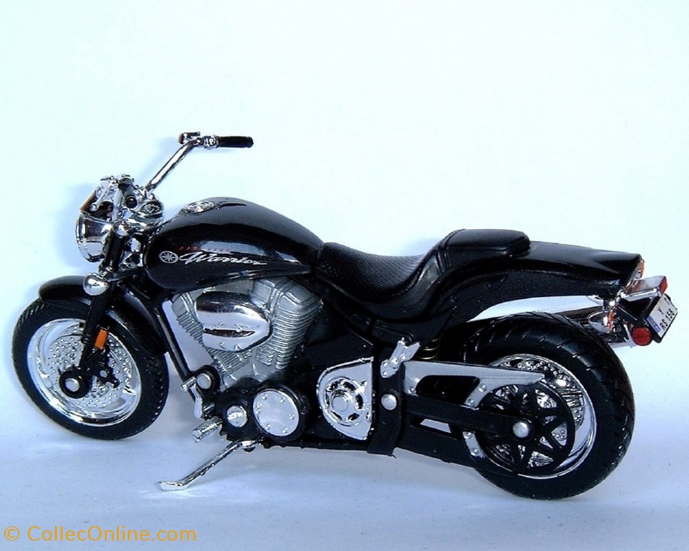 modele reduit moto yamaha 2004 xv 1700 warrior