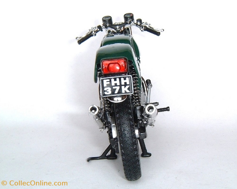 1970 - Commando 750 Café Racer 4 modele reduit moto norton 1970 commando 750 cafe racer