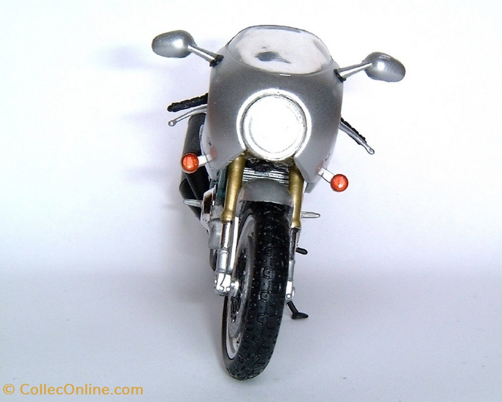 2006 - SportClassic 1000 - Paul Smart : L.E 3 modeles reduits motos ducati 2006 sportclassic 1000 paul smart l e