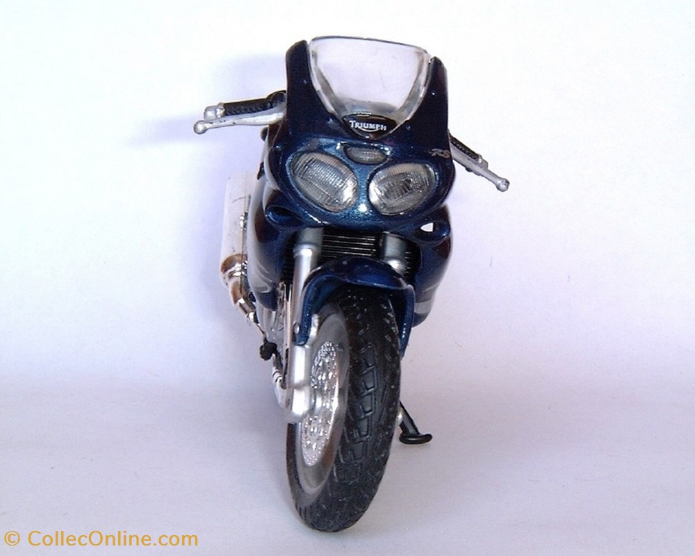 2000 - Sprint RS 955i 3 modele reduit moto triumph 2000 sprint rs 955i