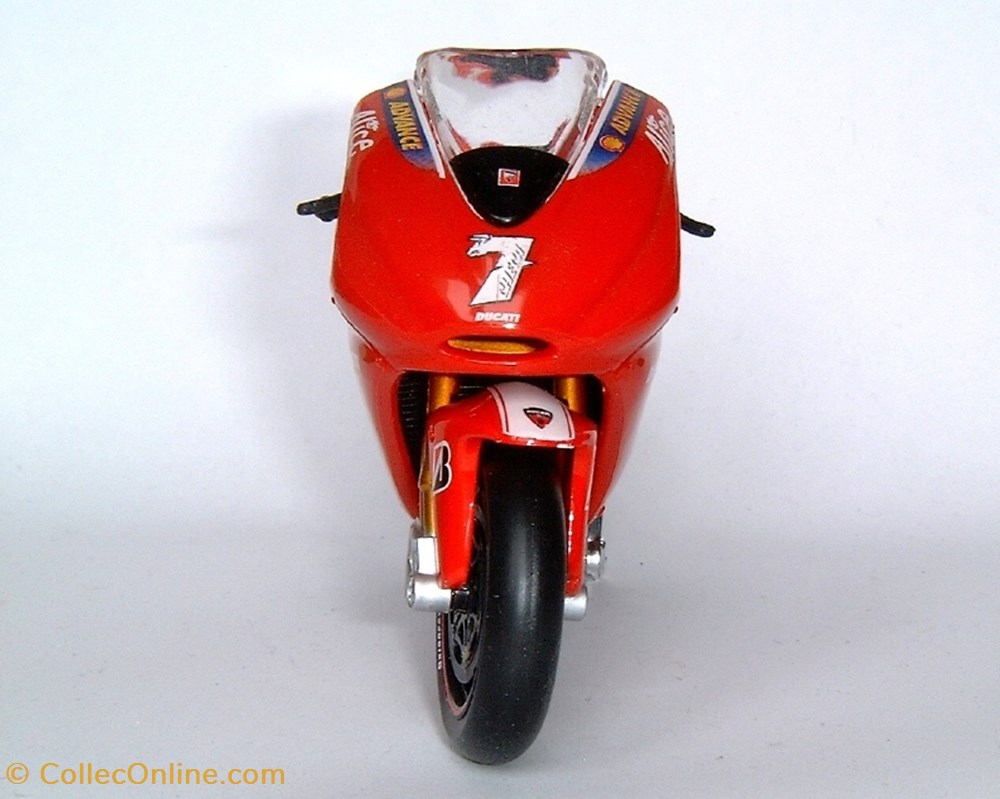 modeles reduits motos ducati desmosedici gp 05
