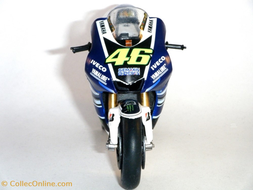 modeles reduits motos yamaha 2013 yzr m1 valentino rossi