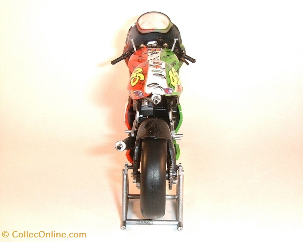 1999 - RSW 250 - Valentino Rossi (Imola) 4 modeles reduits motos aprilia 1999 rsw 250 valentino rossi imola