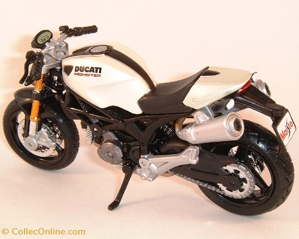 Ducati 696 Monster 2 modeles reduits motos ducati 696 monster