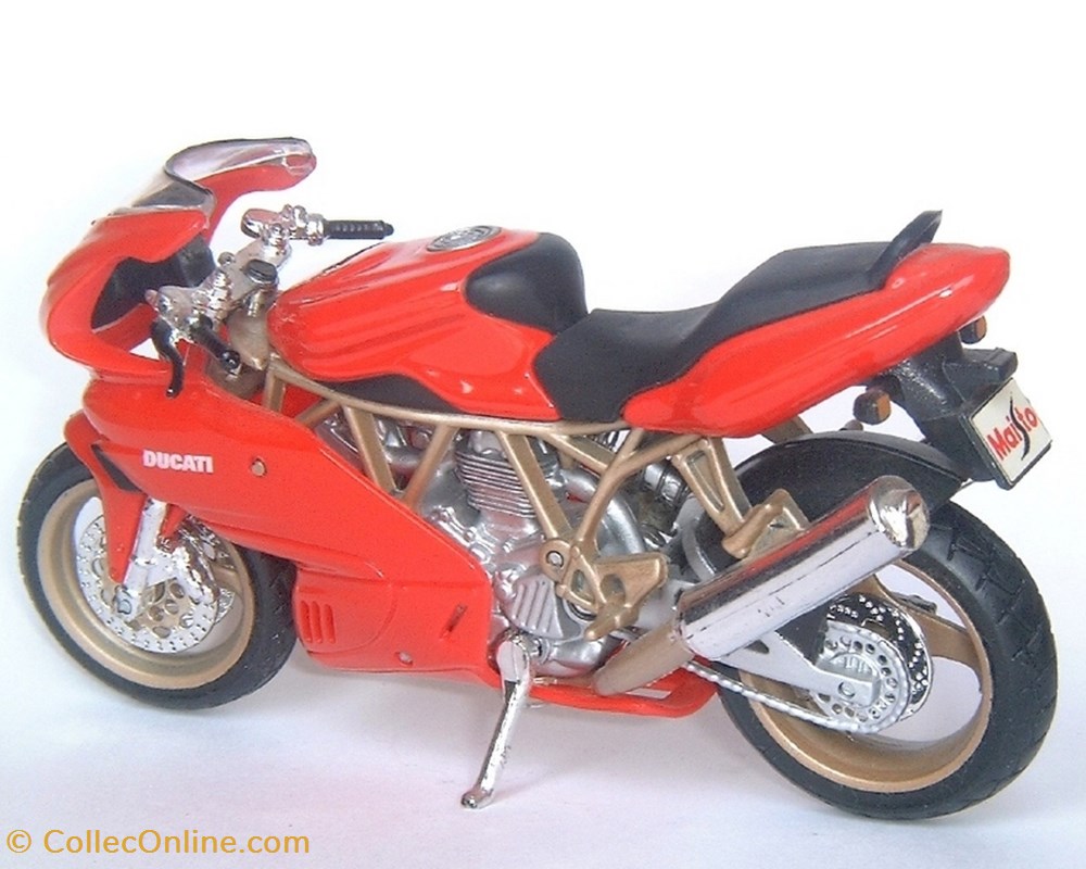modele reduit moto ducati 1999 900 ss i e