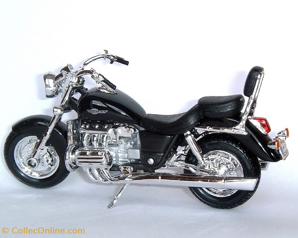 modeles reduits motos honda 1997 gl 1500 f6c valkyrie