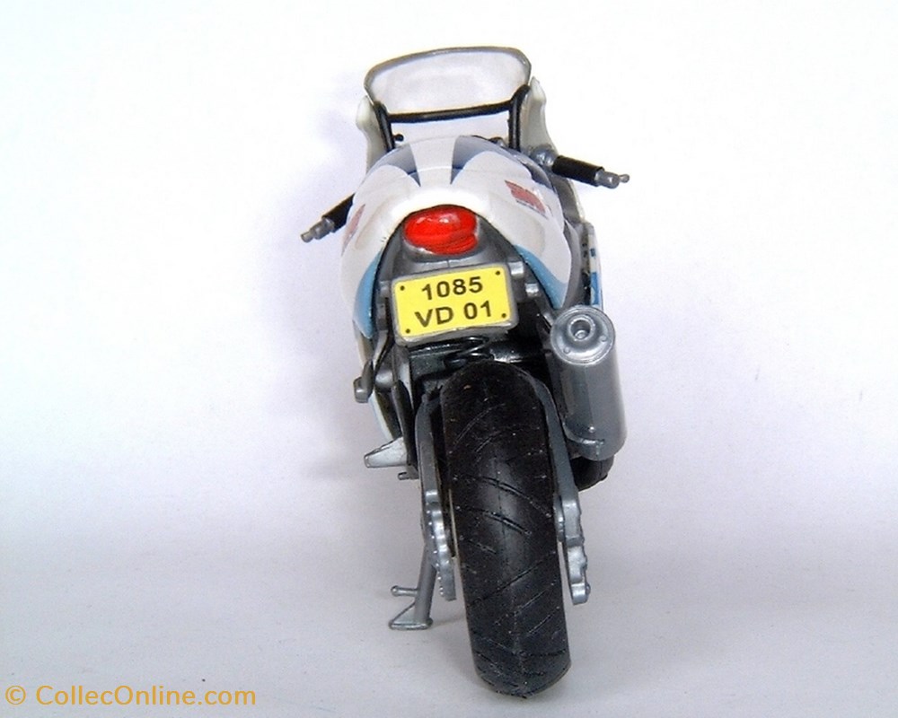 1996 - GSX-R 750 SRAD 4 modeles reduits motos suzuki 1996 gsx r 750 srad