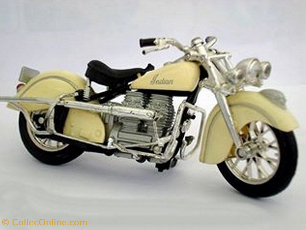modele reduit moto indian 1950 four