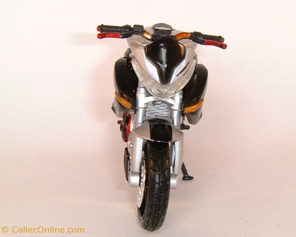 2010 - TNT 1130 : Titanium 3 modeles reduits motos benelli 2010 tnt 1130 titanium