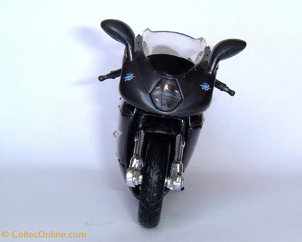 2002 - F4 750 SPR (Special Parts Racing) 3 modeles reduits motos mv agusta 2002 f4 750 spr special parts racing
