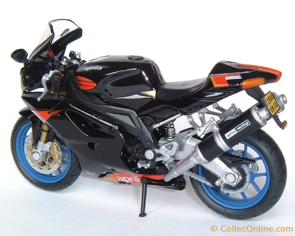 2004 - RSV 1000 R 2 modeles reduits motos aprilia 2004 rsv 1000 r