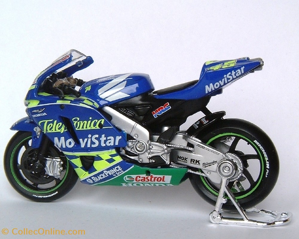 Honda RC 211 V 2 modeles reduits motos honda rc 211 v