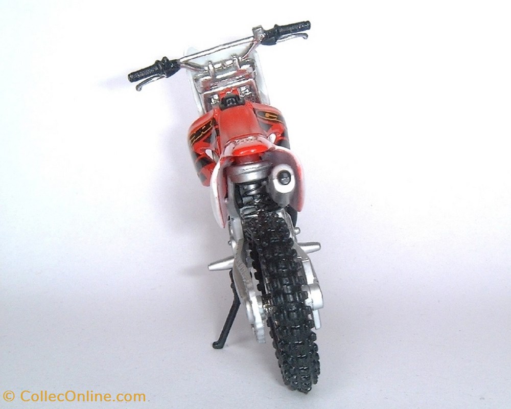 modele reduit moto hondum 2000 cr 250 r