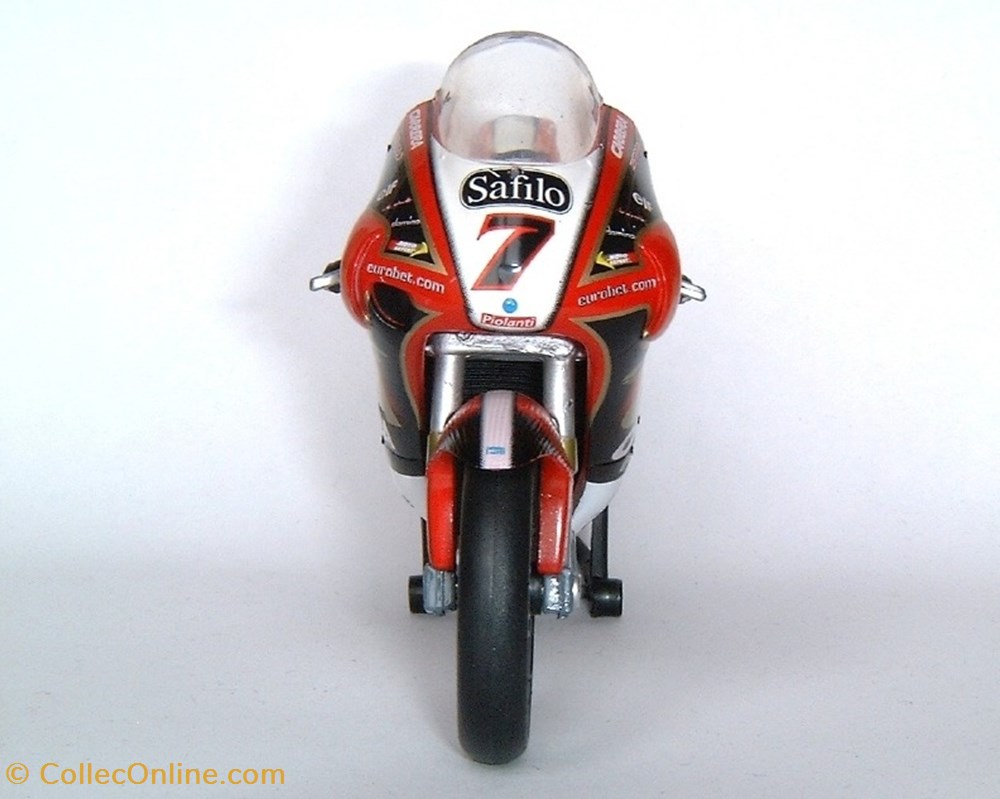 2004 - RSV 250 - Randy De Puniet 3 modeles reduits motos aprilia 2004 rsv 250 randy de puniet