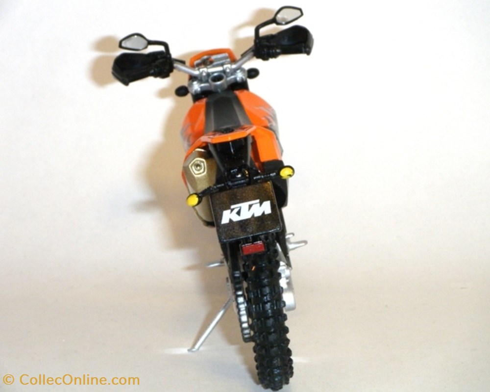KTM 690 Enduro 4 modeles reduits motos ktm 690 enduro