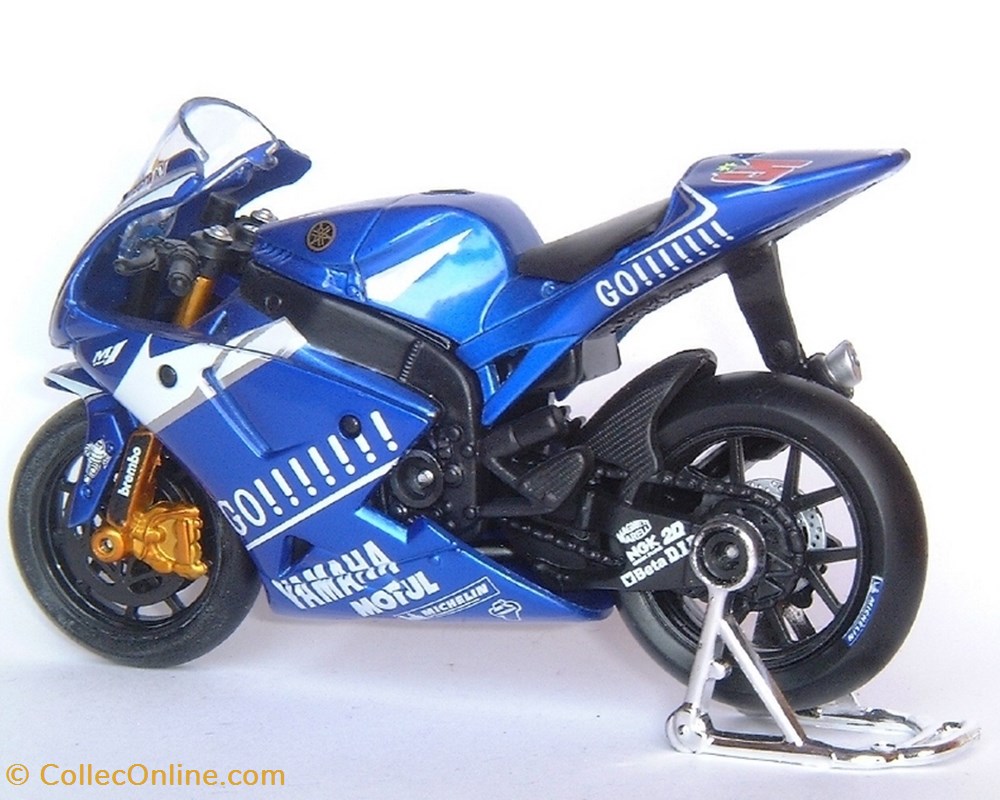modeles reduits motos yamaha 2005 yzr m1 colin edwards