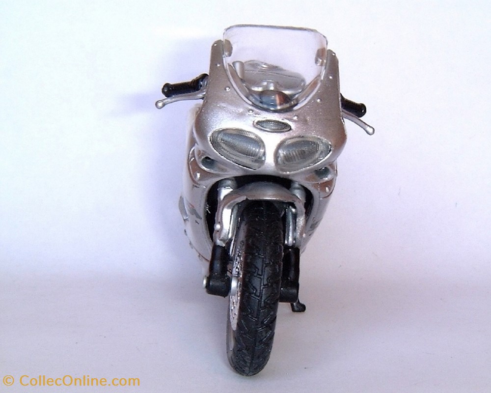 1999 - Daytona 955i 3 modele reduit moto triumph 1999 daytona 955i