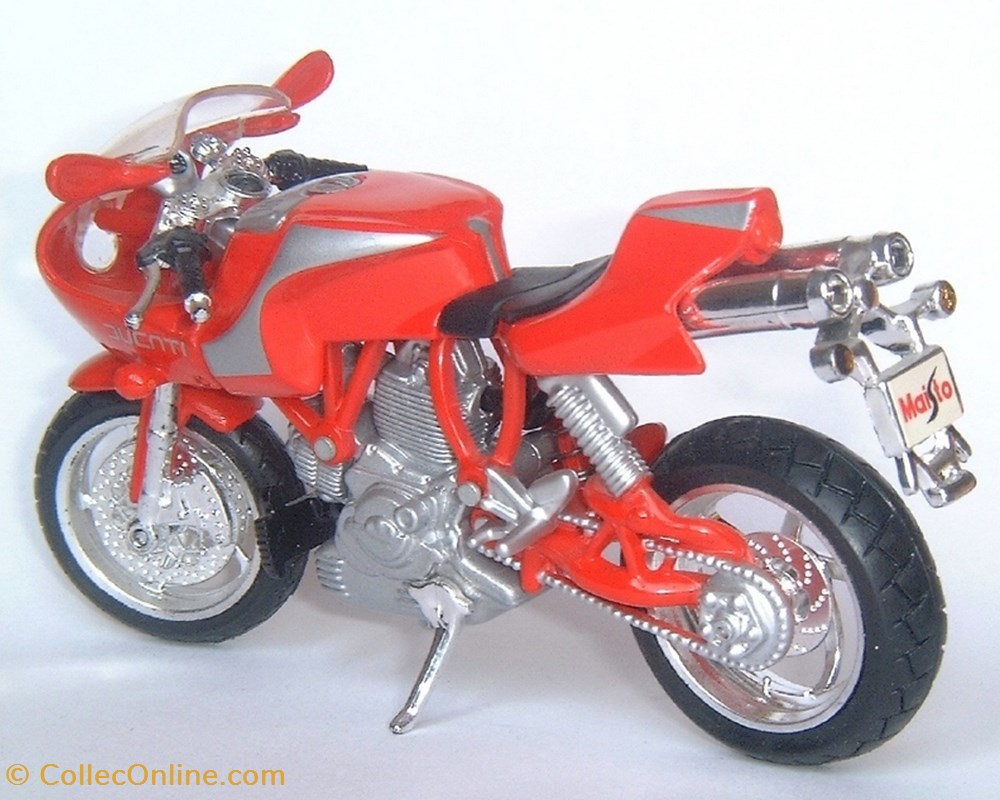 modeles reduits motos ducati 2001 900 m h e