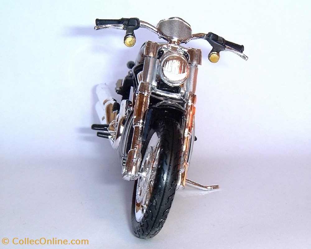 modeles reduits motos harley davidson 2006 vrscr 1130 street rod