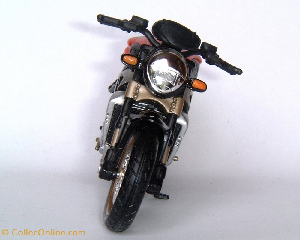 2002 - Brutale 750 Oro 3 modeles reduits motos mv agusta 2002 brutale 750 oro