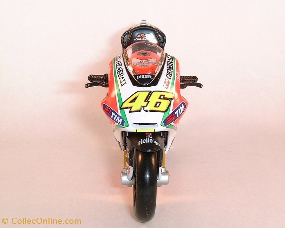 modeles reduits motos ducati 2012 gp 12 valentino rossi
