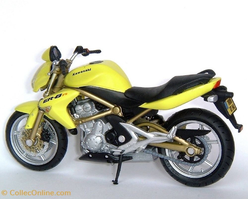 2006 - ER-6 N 2 modele reduit moto kawasaki 2006 er 6 n