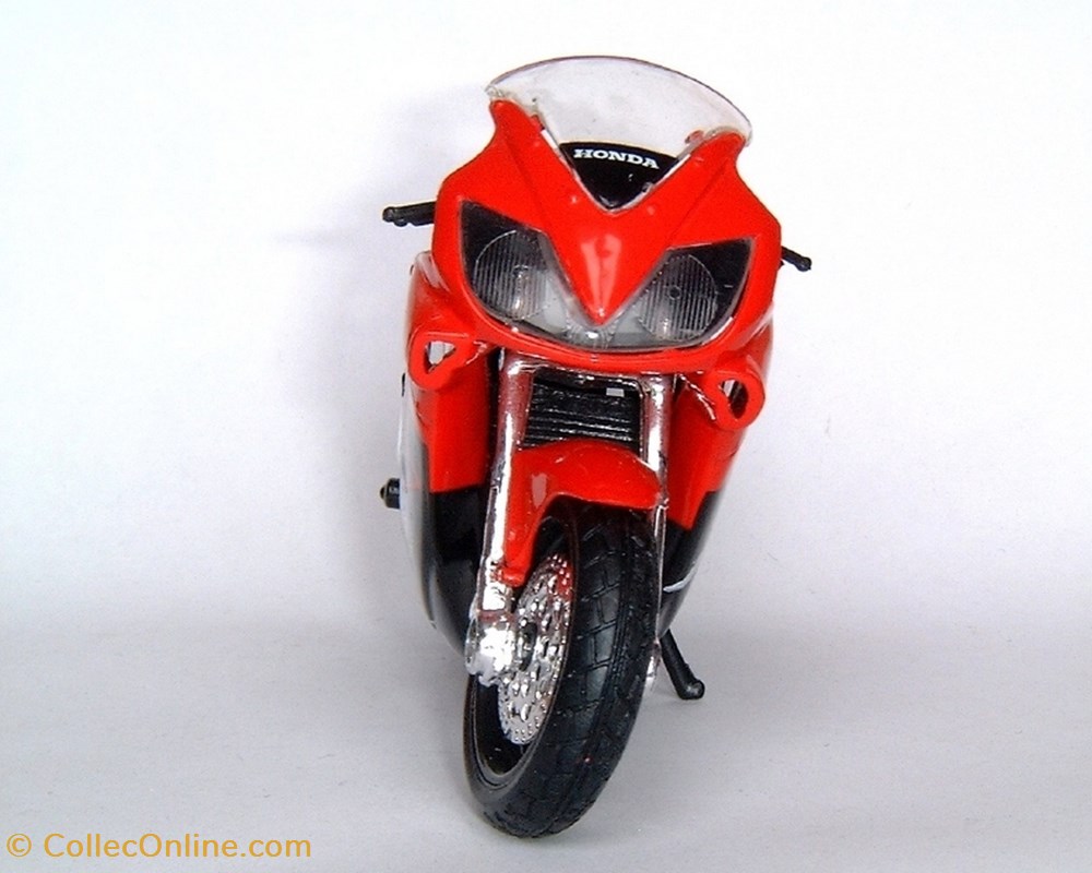 modeles reduits motos honda 2001 cbr 600 f4i