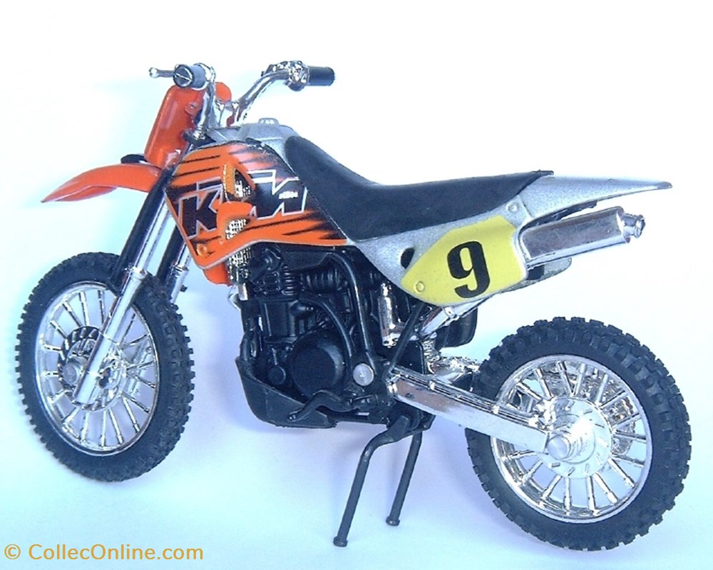 KTM 520 SX, Honda XR 400, Yahama YZ-400F, Cannondale MX 400 Scala 1:18 - 4  - Modellino di auto - Motocross - Catawiki