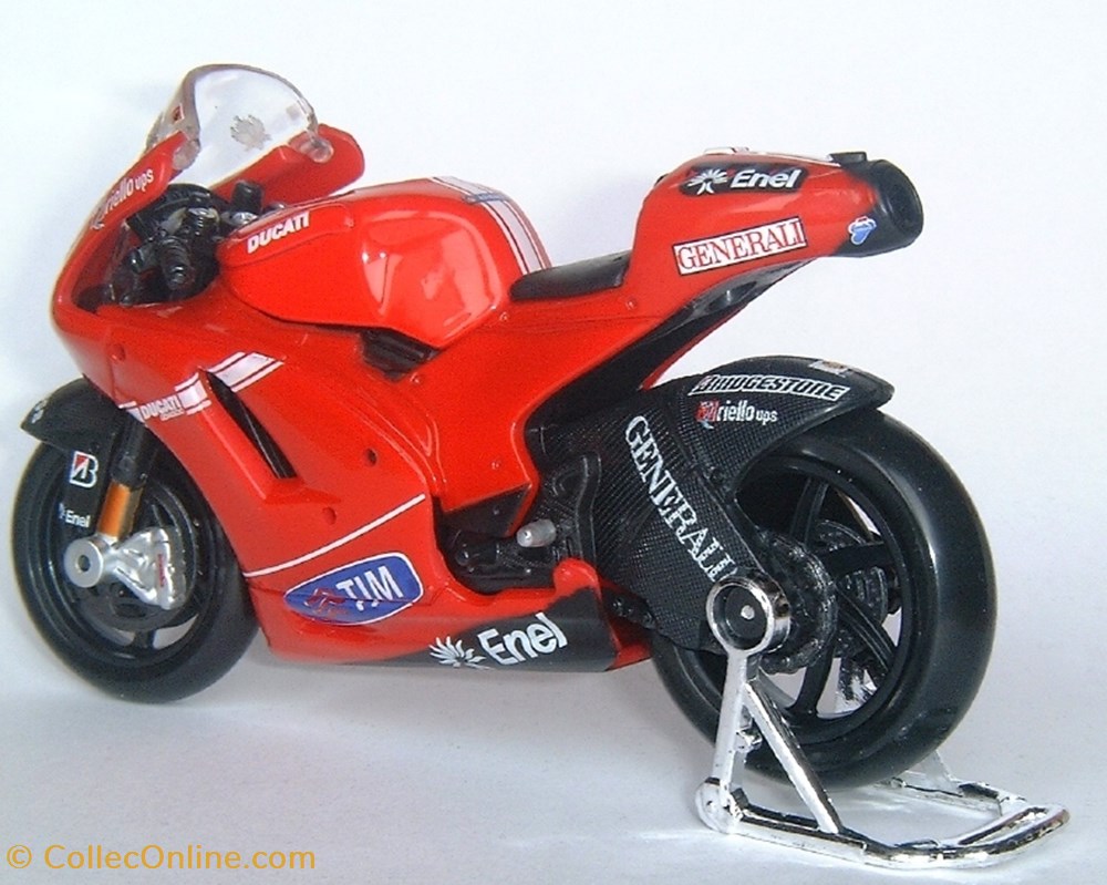 modeles reduits motos ducati desmosedici gp 10