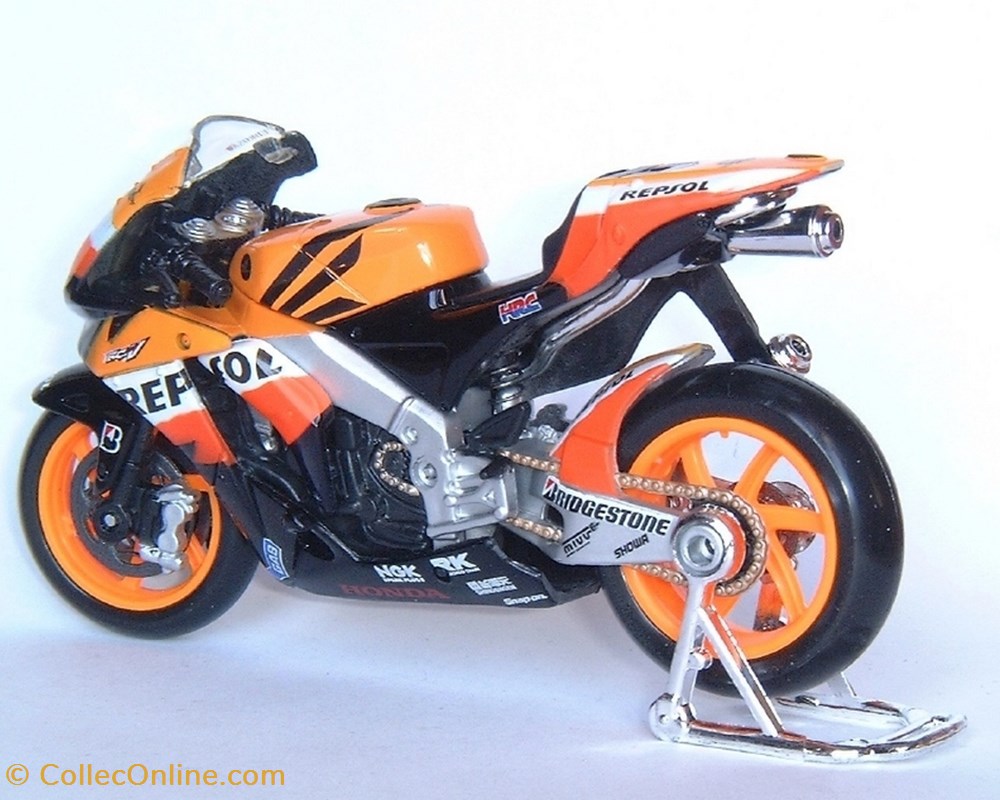 2009 - RC 212 V - Dani Pedrosa 2 modeles reduits motos honda 2009 rc 212 v dani pedrosa