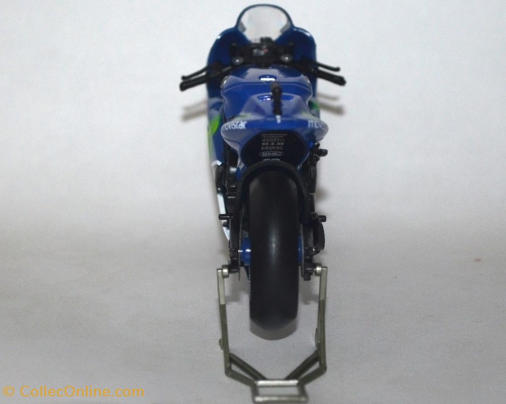 modeles reduits motos yamaha 2015 yzr m1 valentino rossi