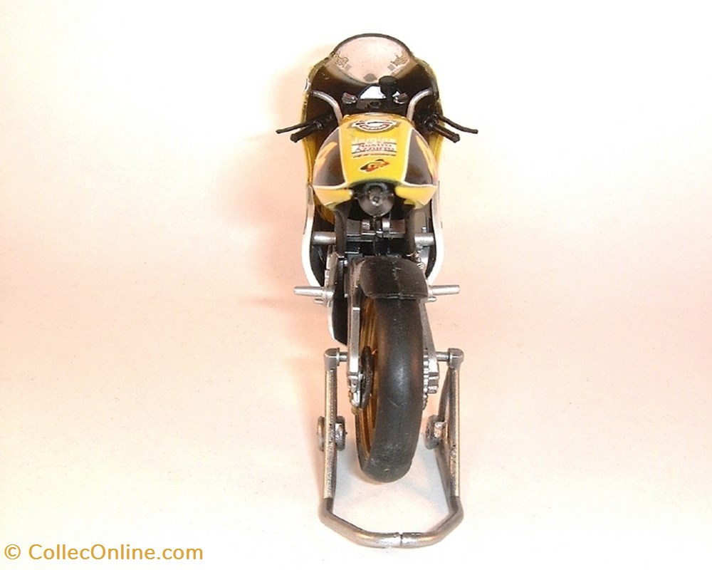 modeles reduits motos aprilia 1995 rs 125 gp valentino rossi