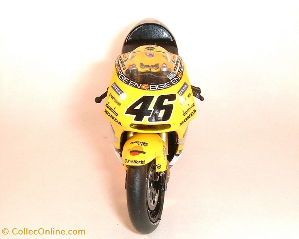 modeles reduits motos honda 2001 nsr 500 valentino rossi