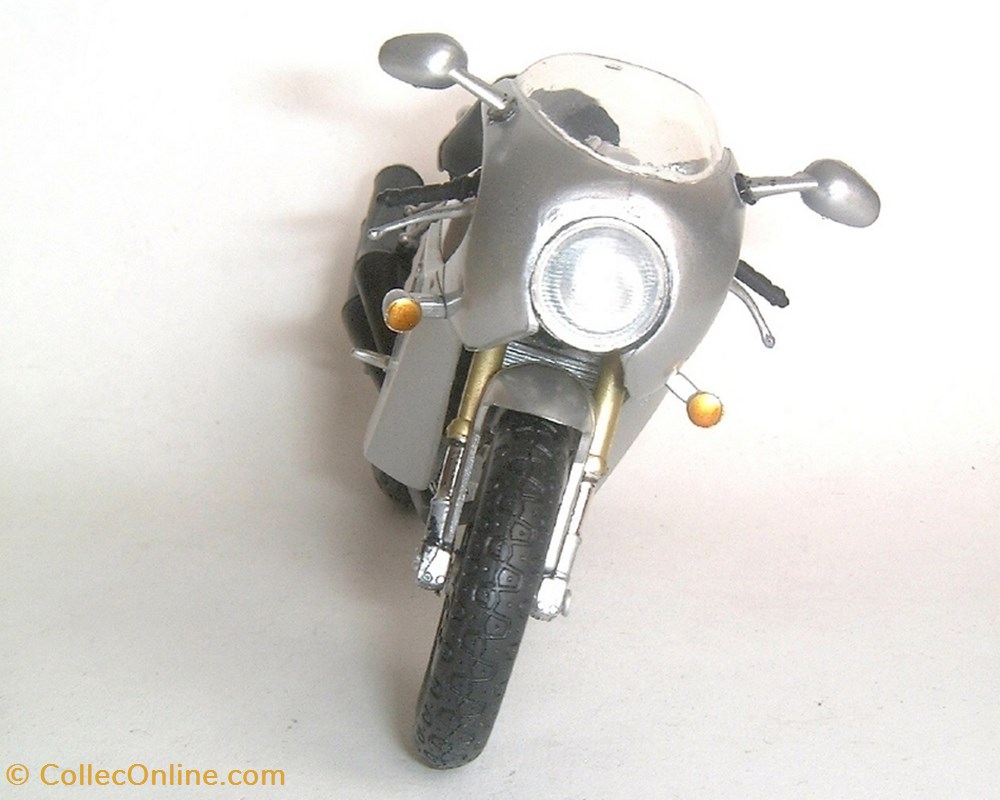 modeles reduits motos ducati 2006 sportclassic 1000 paul smart l e carenee