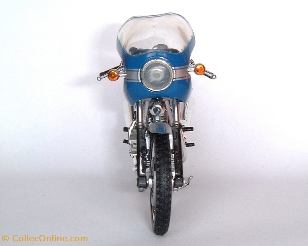 modeles reduits motos ducati 1977 900 ss